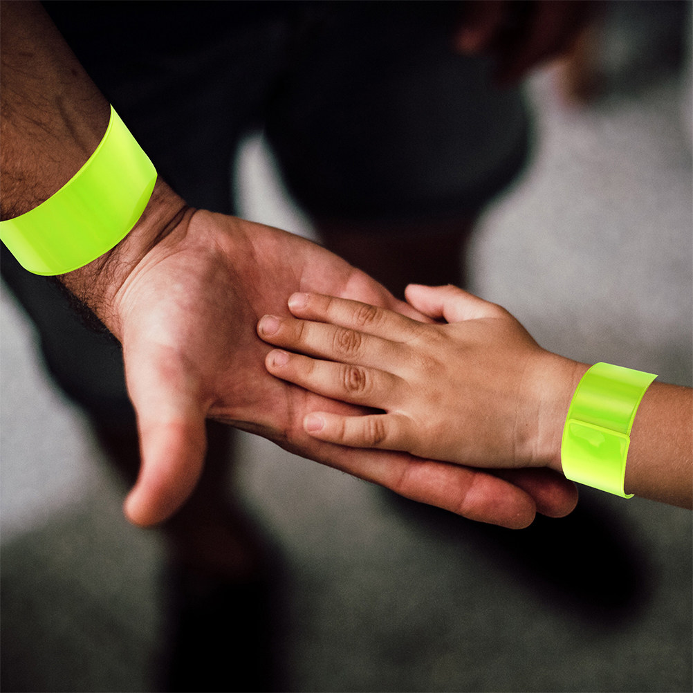 12Pcs Reflective Slap Bracelet - مراجعة Running Gear For Night وسعره