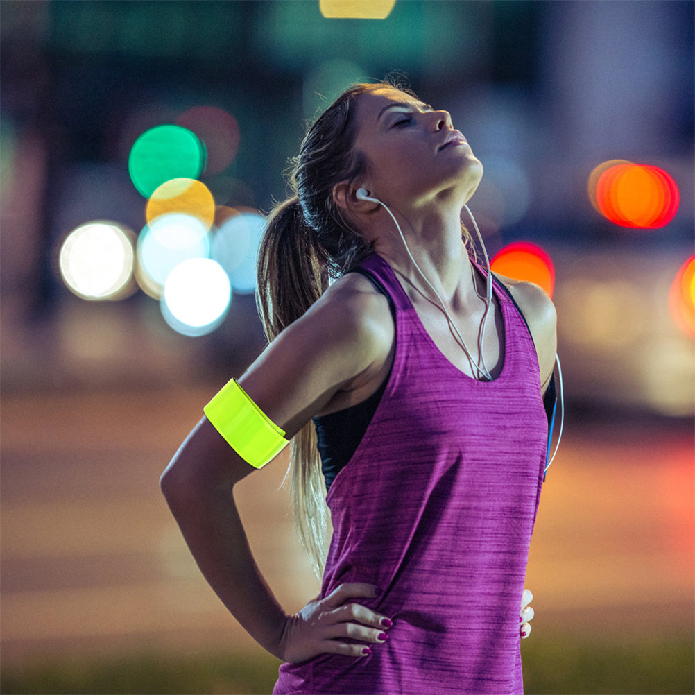 12Pcs Reflective Slap Bracelet - مراجعة Running Gear For Night وسعره